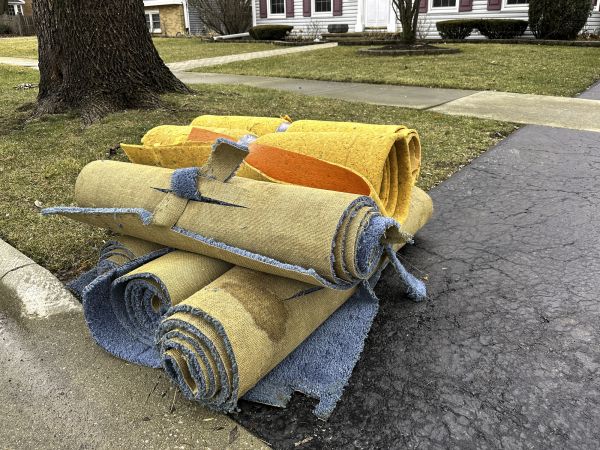 Carpet Haul Away Service in Mequon