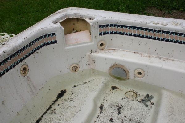 Spa Removal Service in Mequon